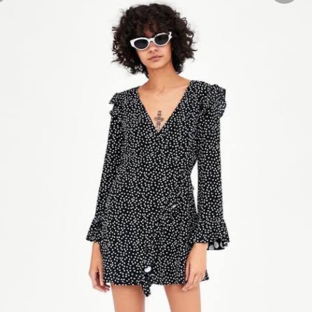 Zara black and white polka dot romper size XS